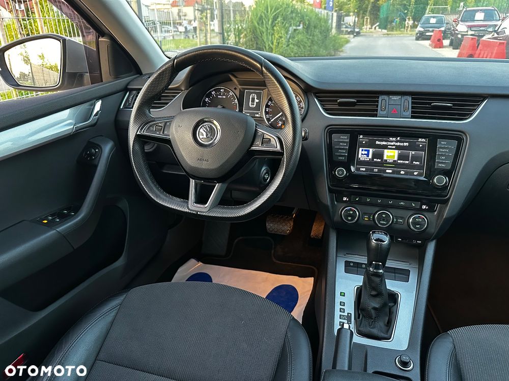 Skoda Octavia 1.4 TSI Edition DSG - 18