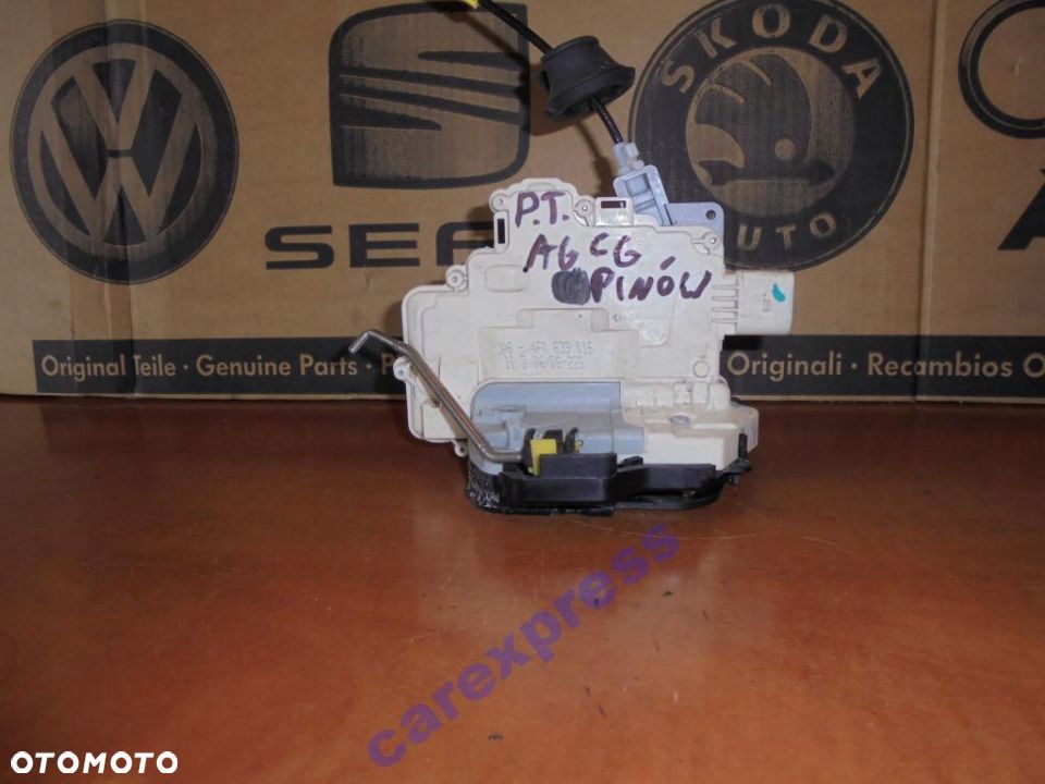 ZAMEK DRZWI PRAWY TYŁ AUDI A6 C6 A3 8P 4F0839016 - 1