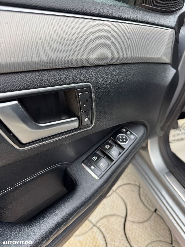 Mercedes-Benz E 250 BlueTEC 4Matic 7G-TRONIC - 19