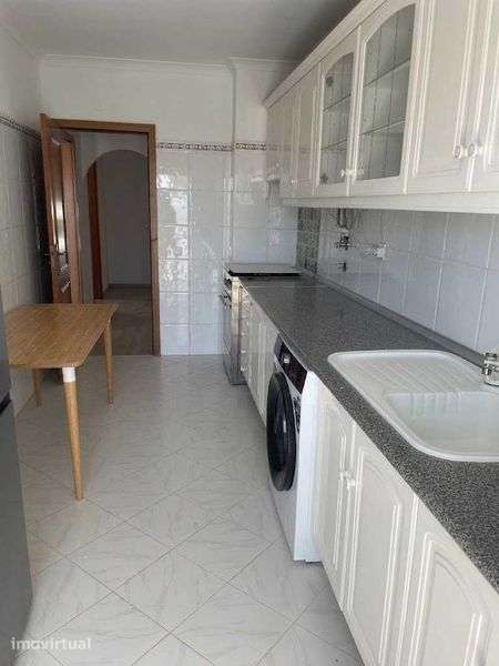T3 Flat for Rent Olhão – annual rental – €1,100/month - Grande imagem: 2/12