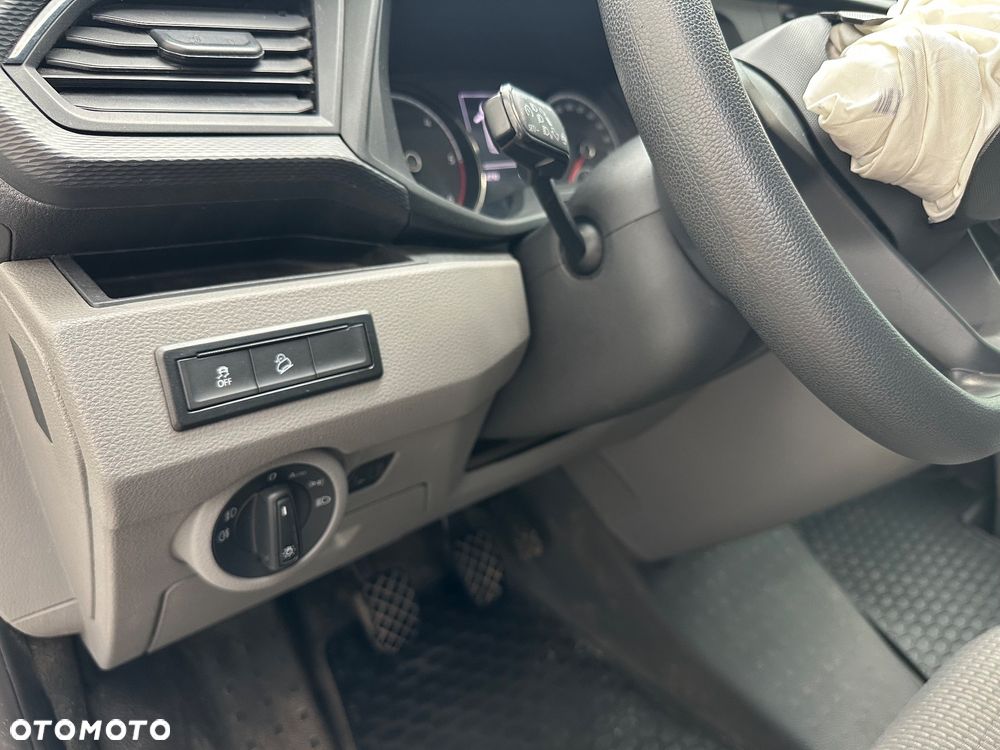 Volkswagen Transporter - 10