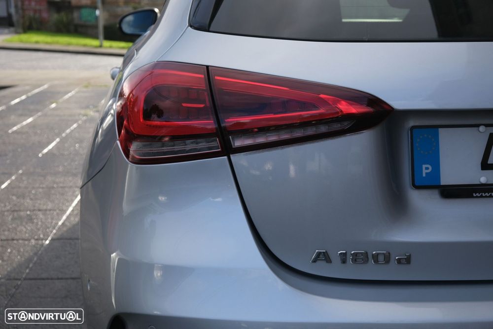 Mercedes-Benz A 180 d AMG Line Aut. - 31