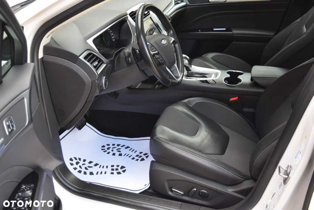 Ford Mondeo SW 2.0 TDCi Titanium PowerShift - 20