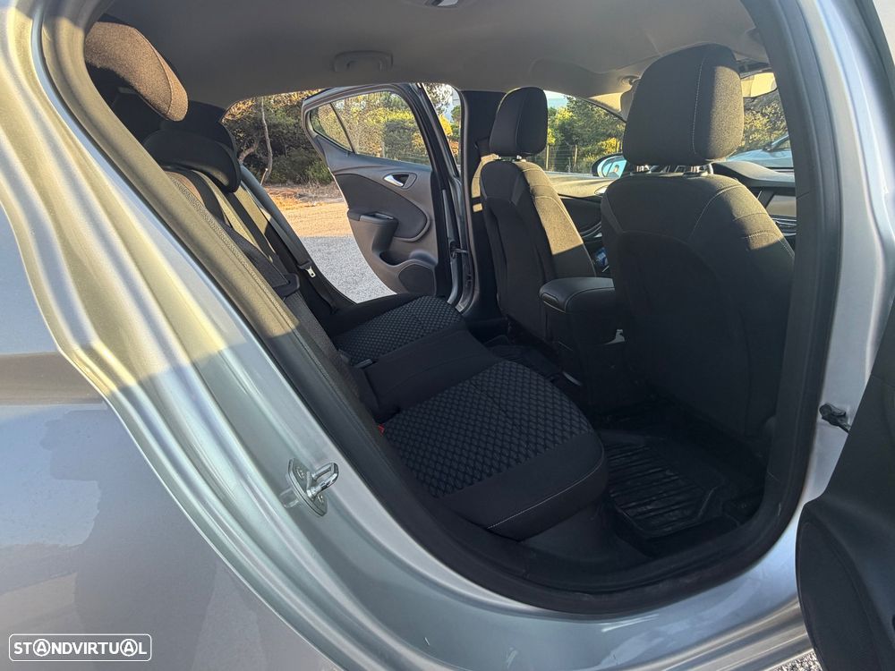 Opel Astra 1.2 T Edition - 18