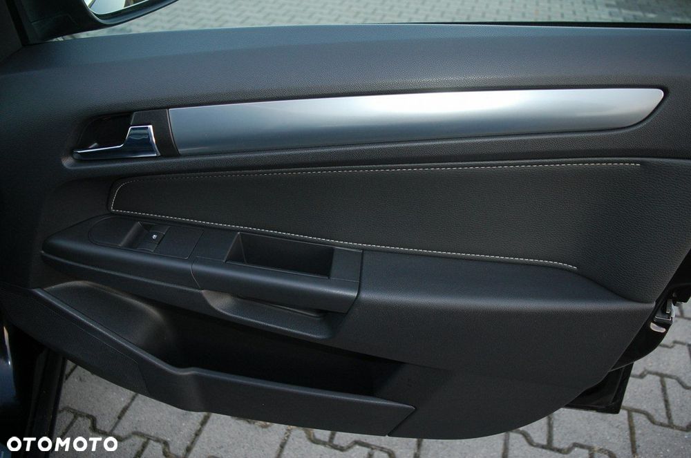 Opel Astra - 30
