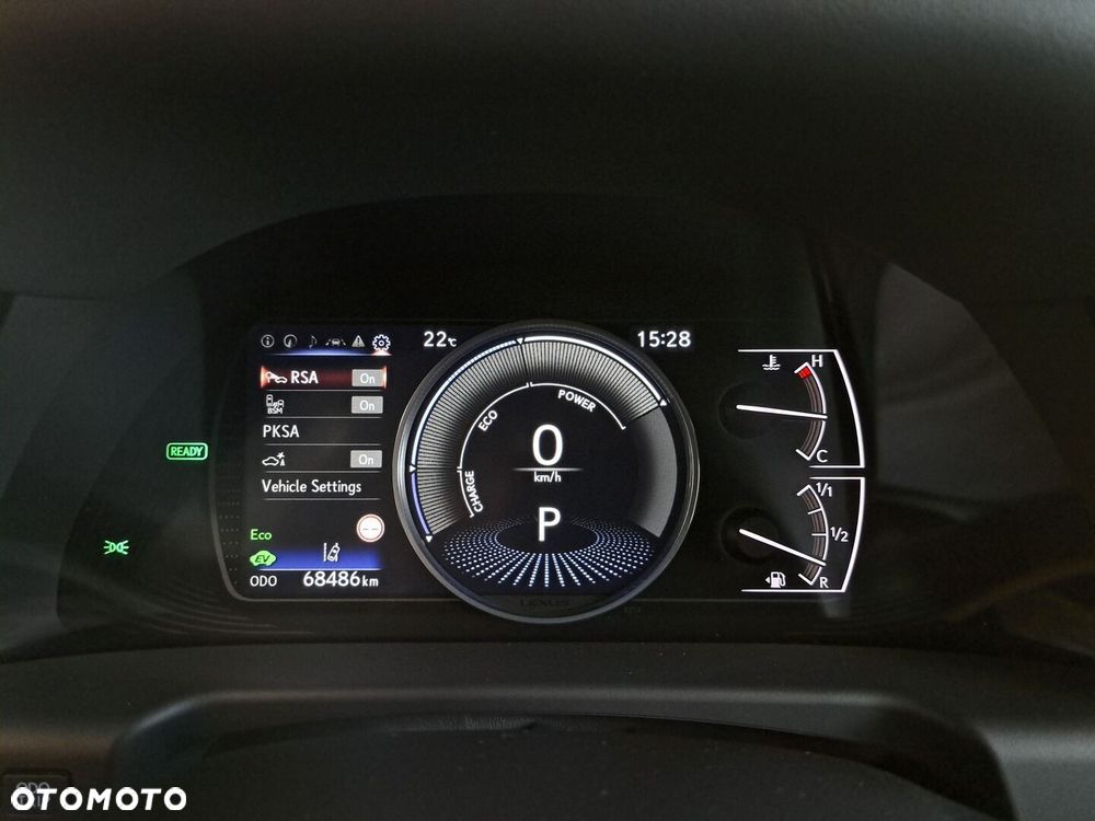 Lexus ES 300h Prestige - 34