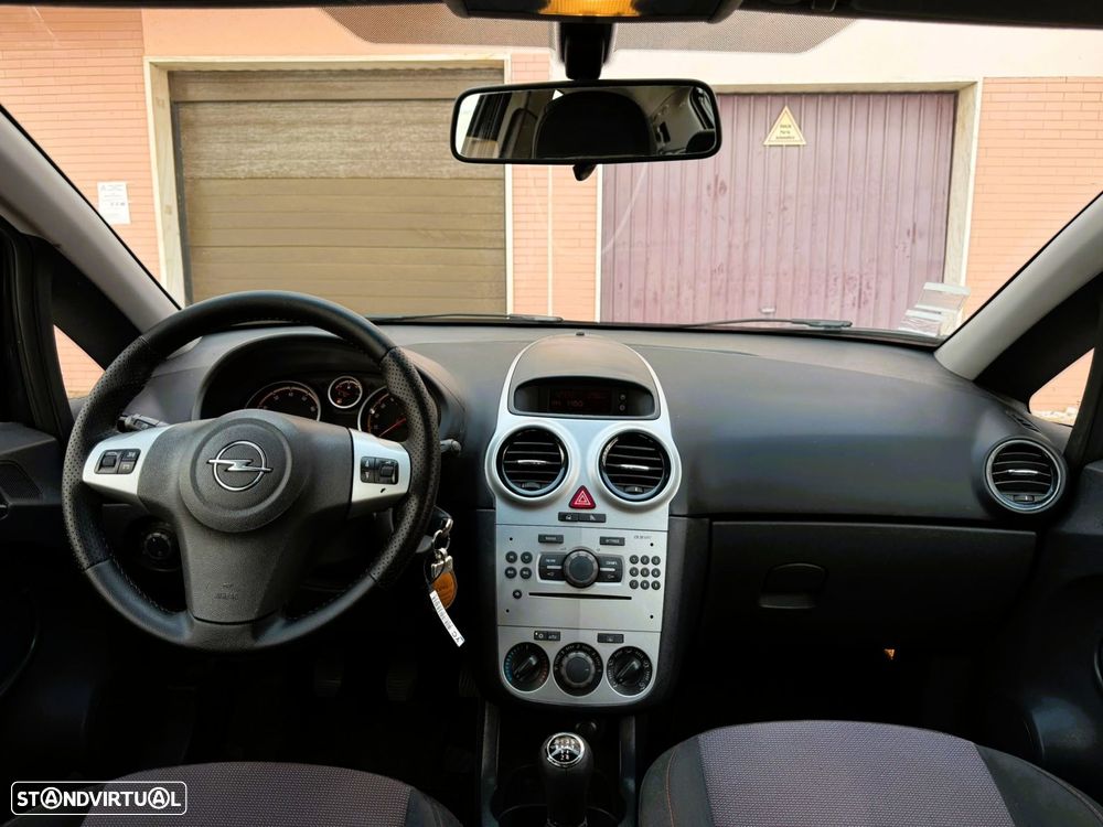 Opel Corsa 1.2 - 17