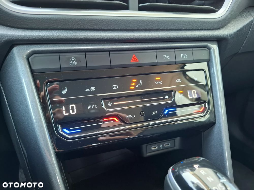 Volkswagen T-Roc 1.5 TSI Style DSG - 17