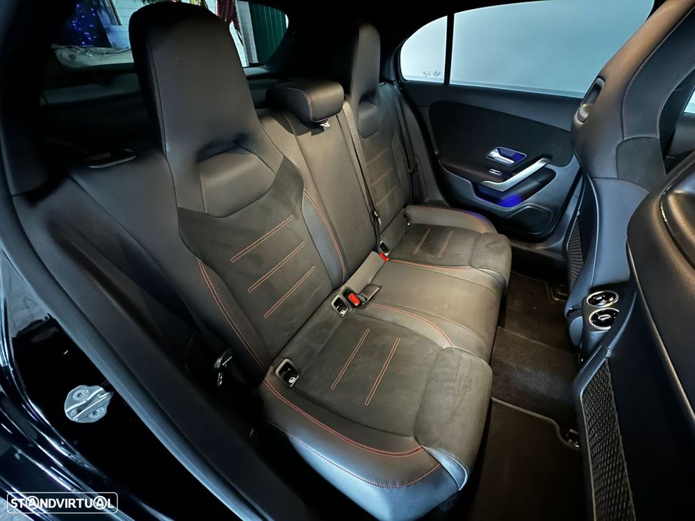 Mercedes-Benz A 250 e AMG Line - 31