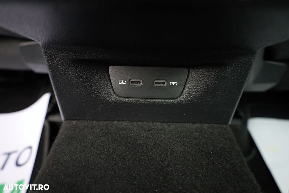 Volkswagen Golf 1.5 eTSI ACT DSG MHEV Life - 19