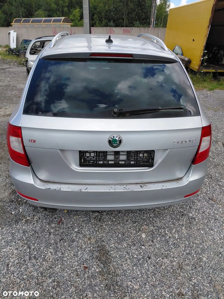 ❌Dawca części ❌  SKODA SUPERB II KOMBI 2010 2.0 TDI CBBB KOD LAK.: 9156 / LA7W - 3