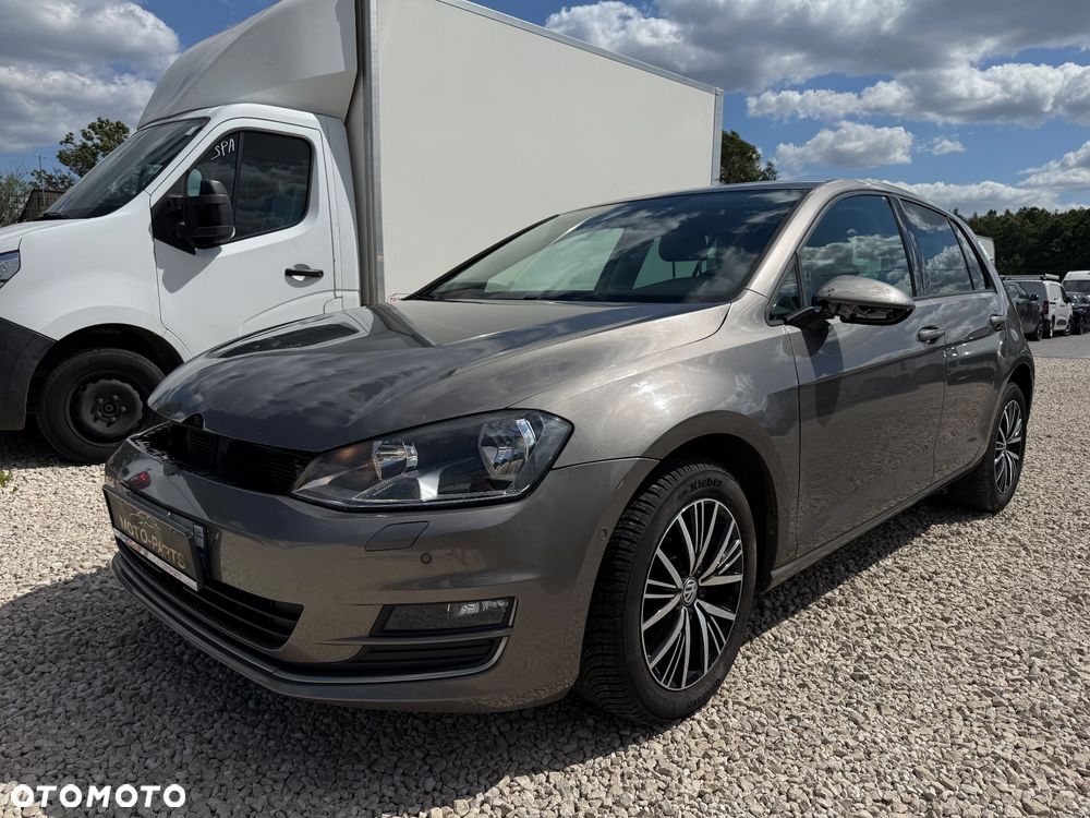 Volkswagen Golf - 4