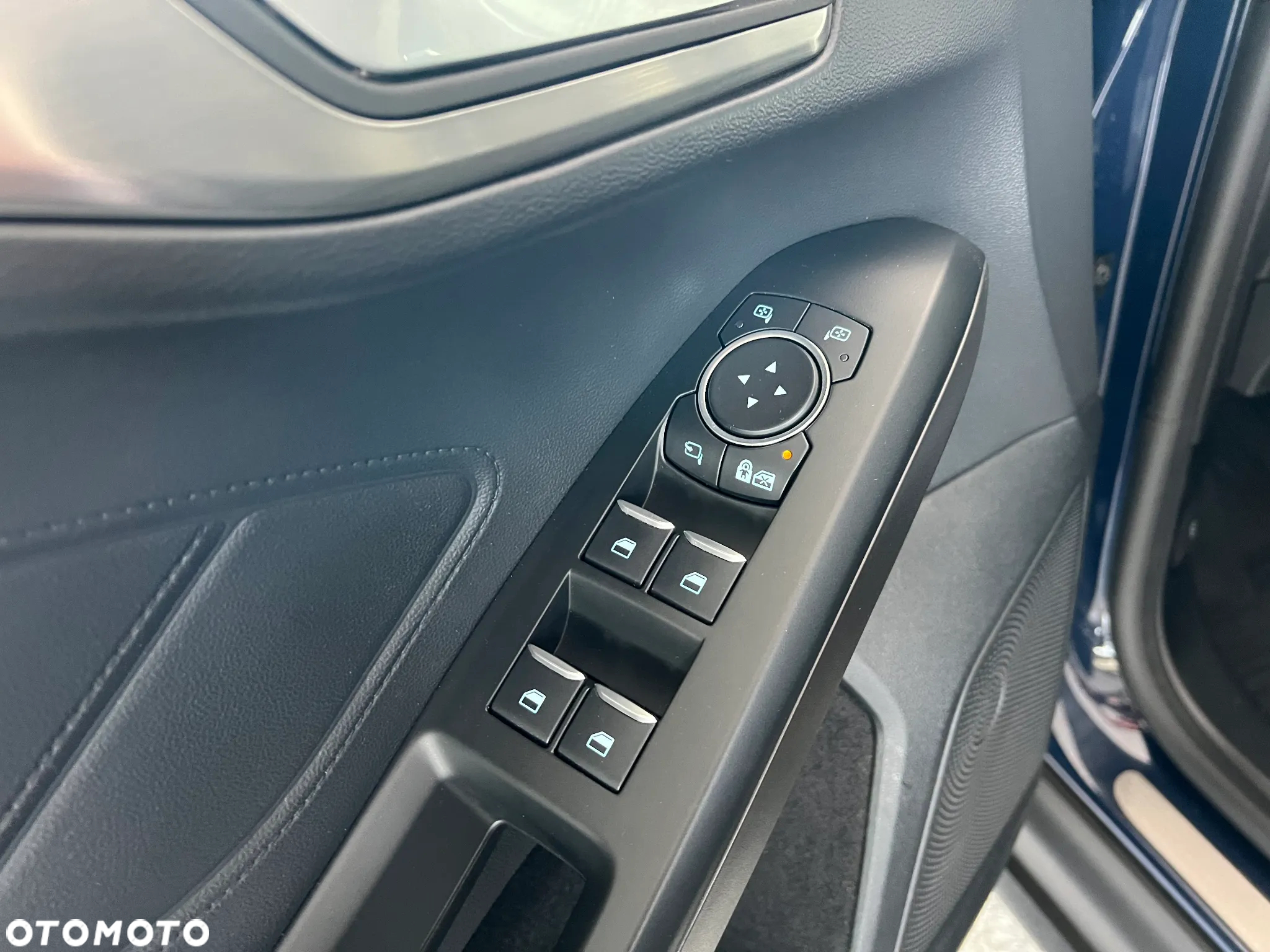 Ford Focus 1.0 EcoBoost Titanium Business - 18