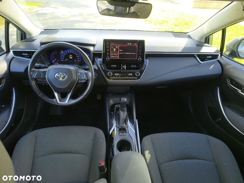 Toyota Corolla 1.8 Hybrid Executive - 13