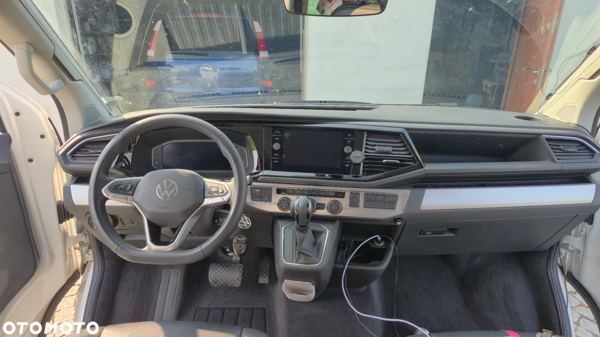 Volkswagen California - 11