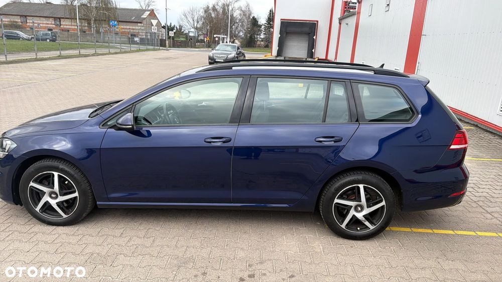 Volkswagen Golf 2.0 TDI SCR 4Motion DSG Comfortline - 13