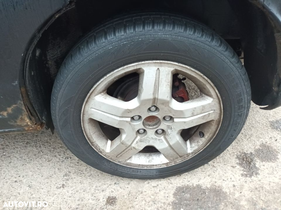 Dezmembrari  Dodge CALIBER  2006  > 2012 2.0 TDI Motorina - 5