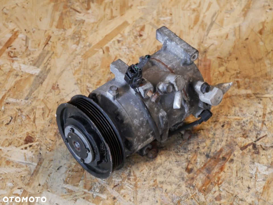 SPRĘŻARKA KLIMATYZACJI KIA RIO 1.4B G4FA 1E39E-01700 - 1