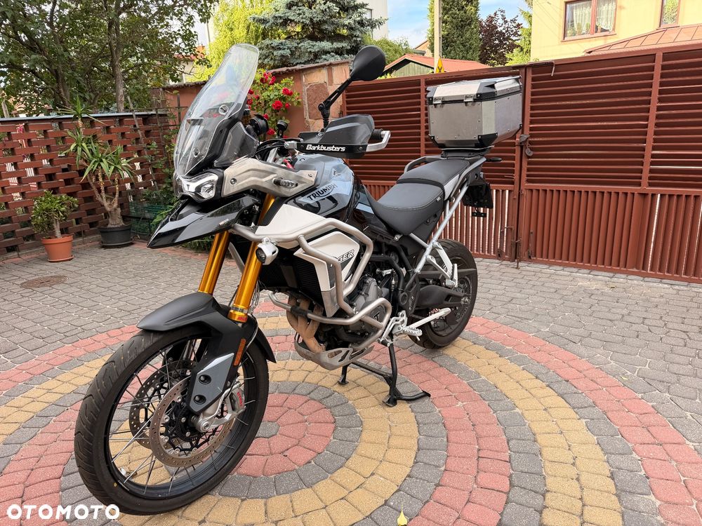Triumph Tiger - 1