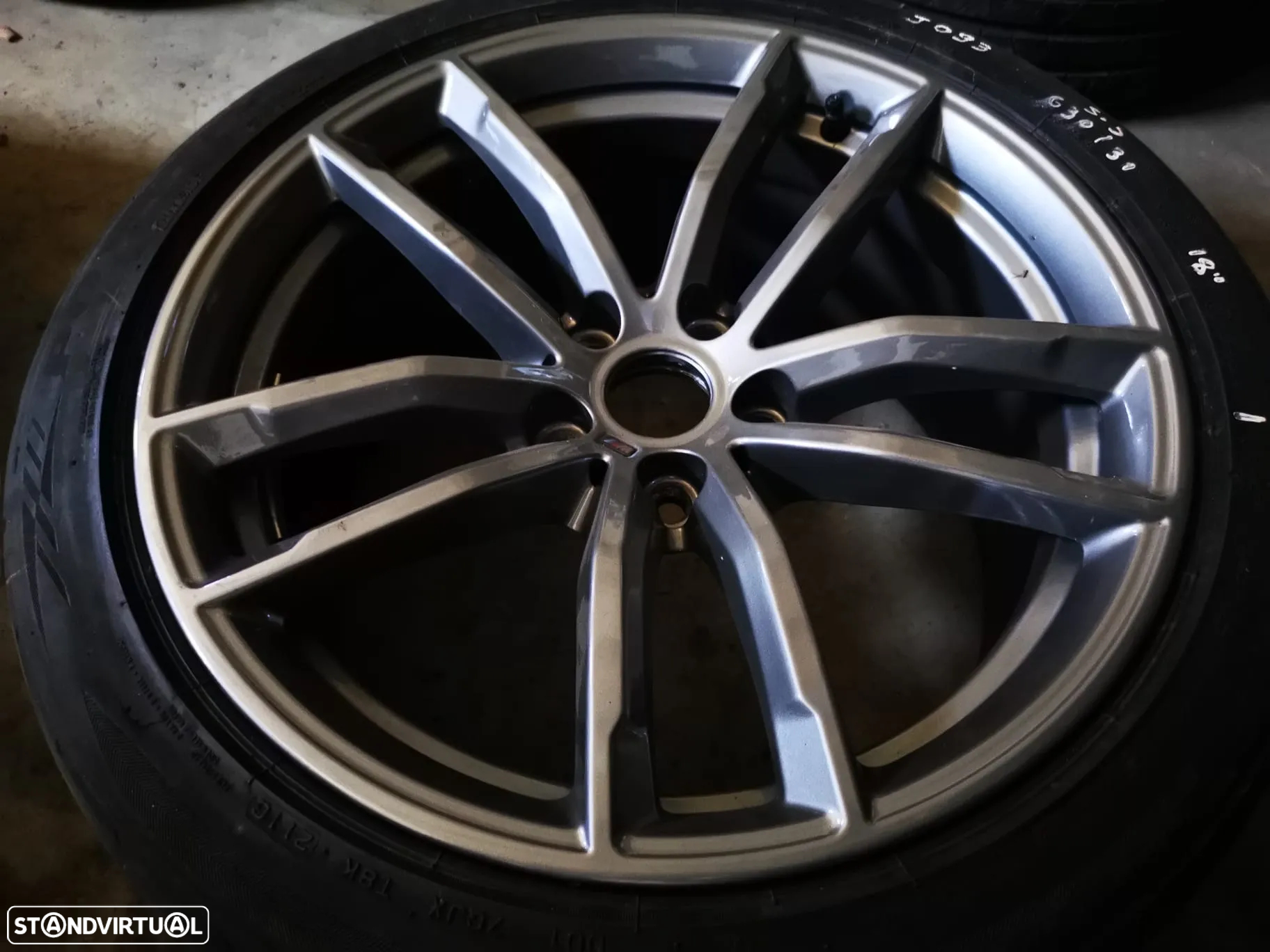 BMW SÉRIE 5 G30 / G31 JANTE 18 POLEGADAS - J093 - 2