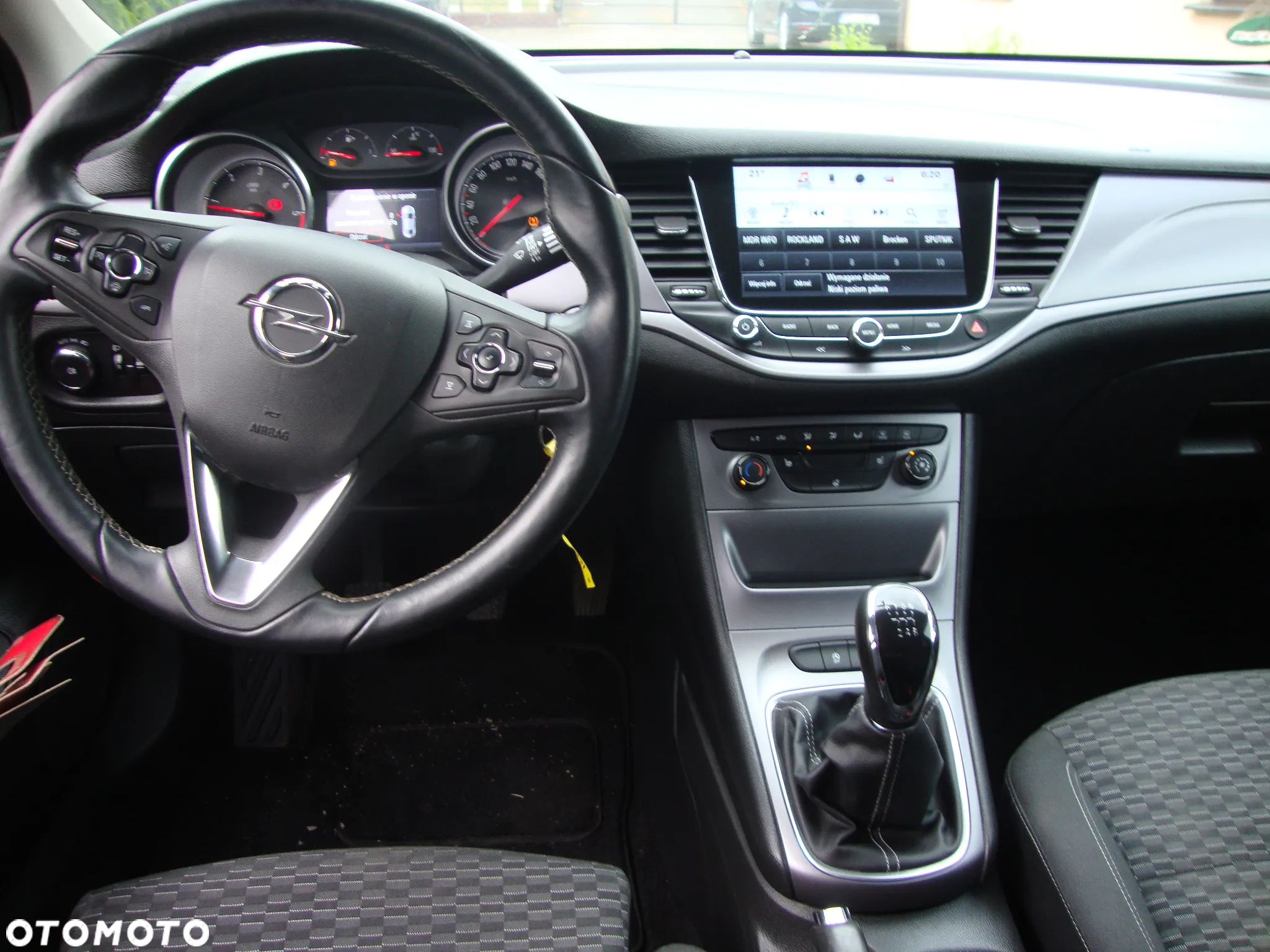 Opel Astra - 8