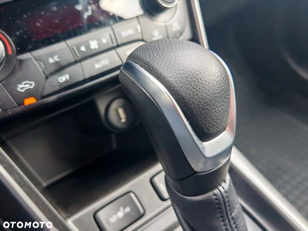 Suzuki SX4 S-Cross 1.5 DualJet Hybrid Premium AGS - 10