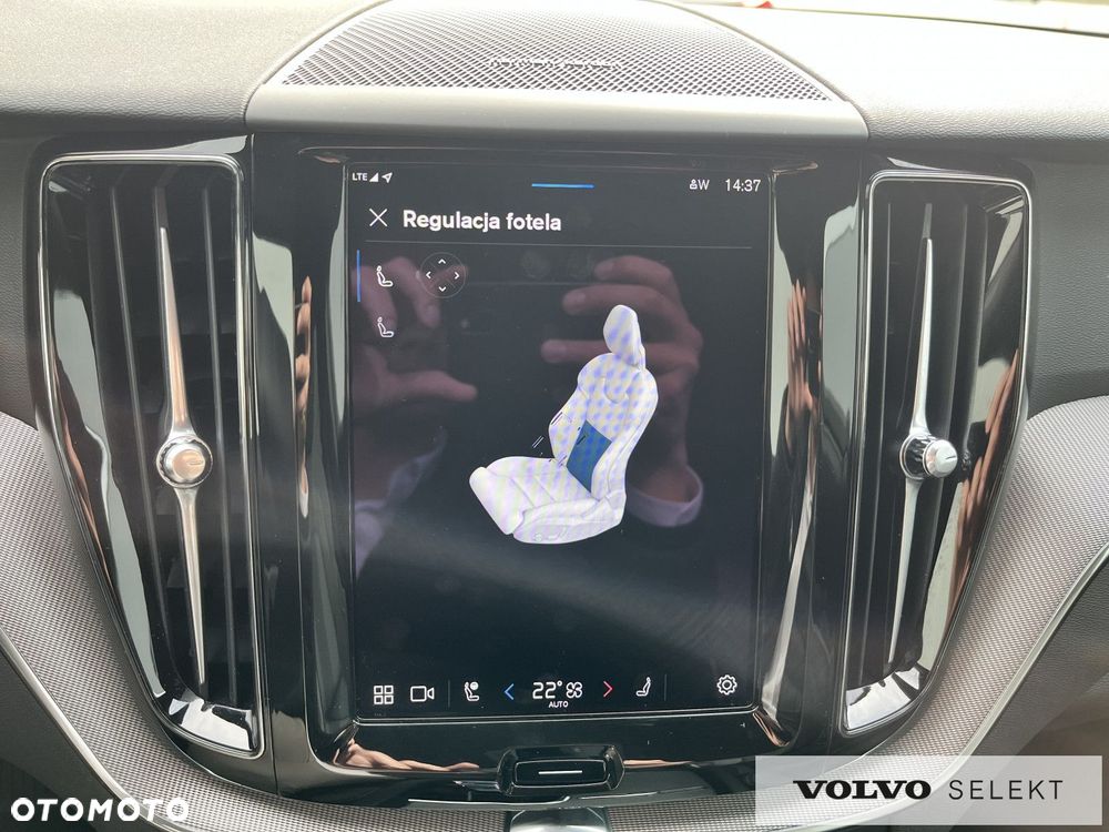 Volvo XC 60 - 22