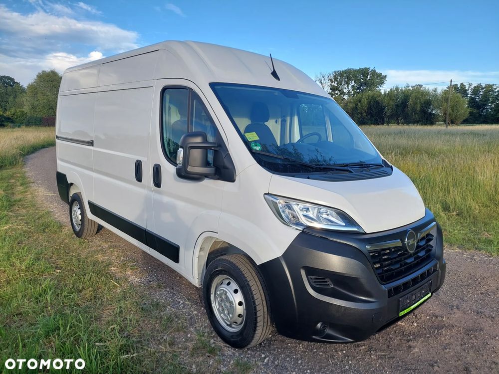 Opel Movano