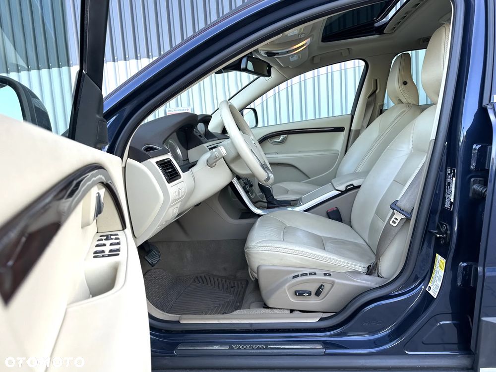 Volvo XC 70 3.2 AWD Summum - 18