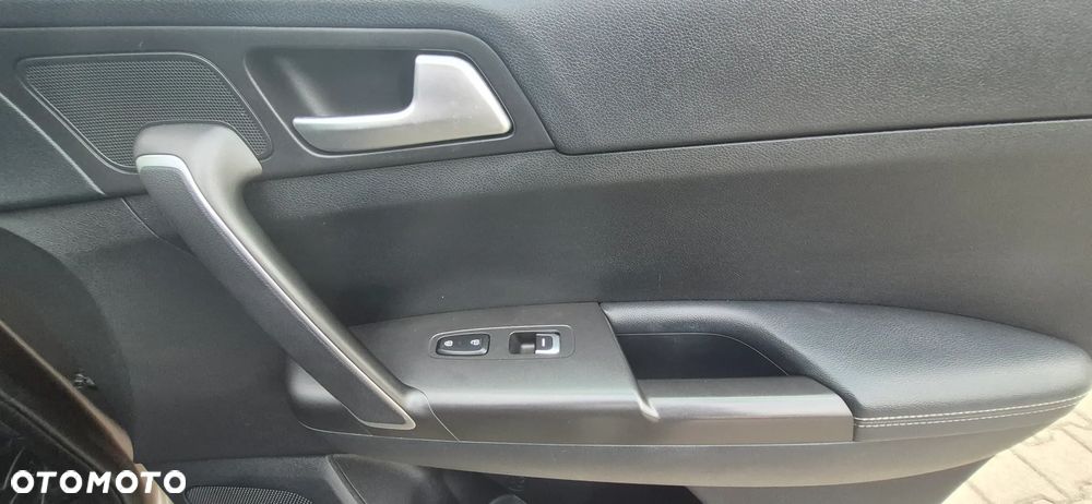 Kia Sportage 2.0 CRDI AWD VISION - 16