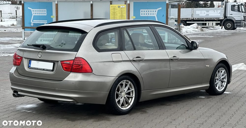 BMW Seria 3 320d DPF Edition Exclusive - 5