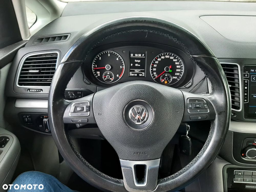Volkswagen Sharan 2.0 TDI DSG BlueMotion Technology Trendline - 13