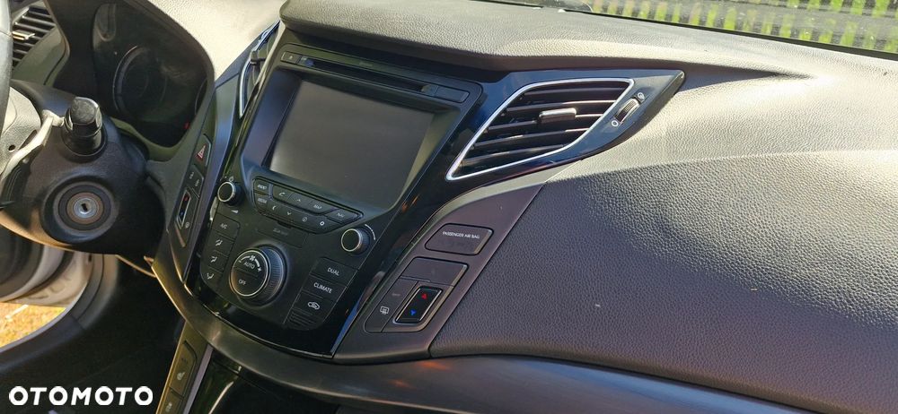 Hyundai i40 Kombi 1.7 CRDi DCT Premium - 12