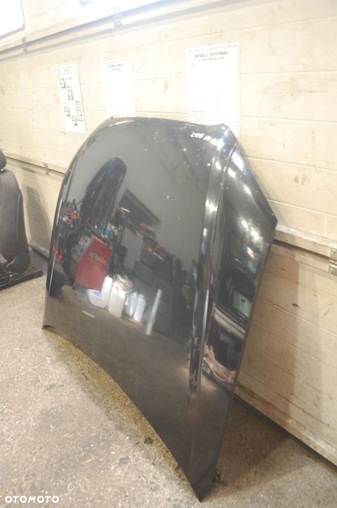MASKA POKRYWA GÓRNA SILNIKA LZ5J/ LY9B AUDI A4 B7 - 10