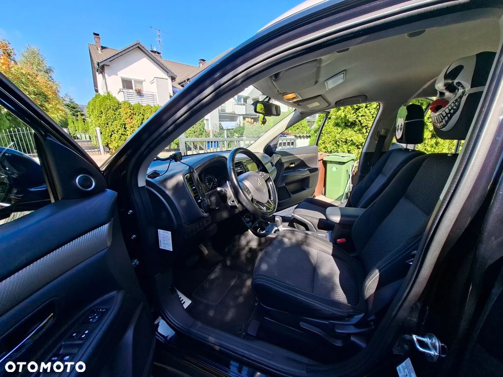 Mitsubishi Outlander 2.2 DID Intense + 4WD - 13