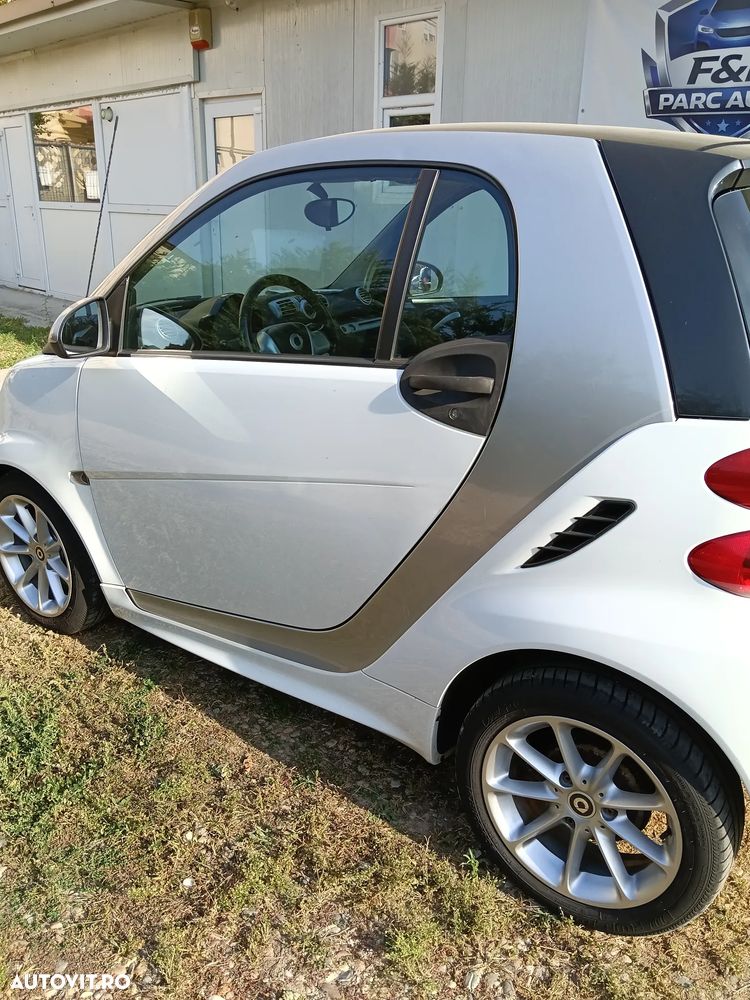 Smart Fortwo 2012 photo 2