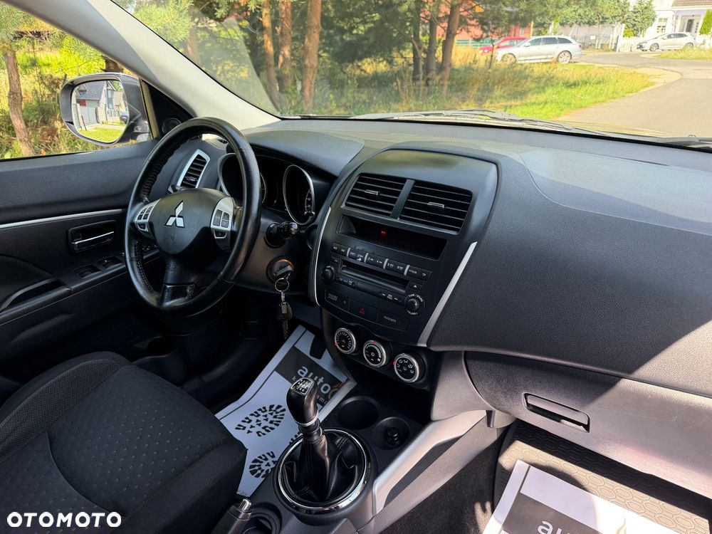 Mitsubishi ASX - 25