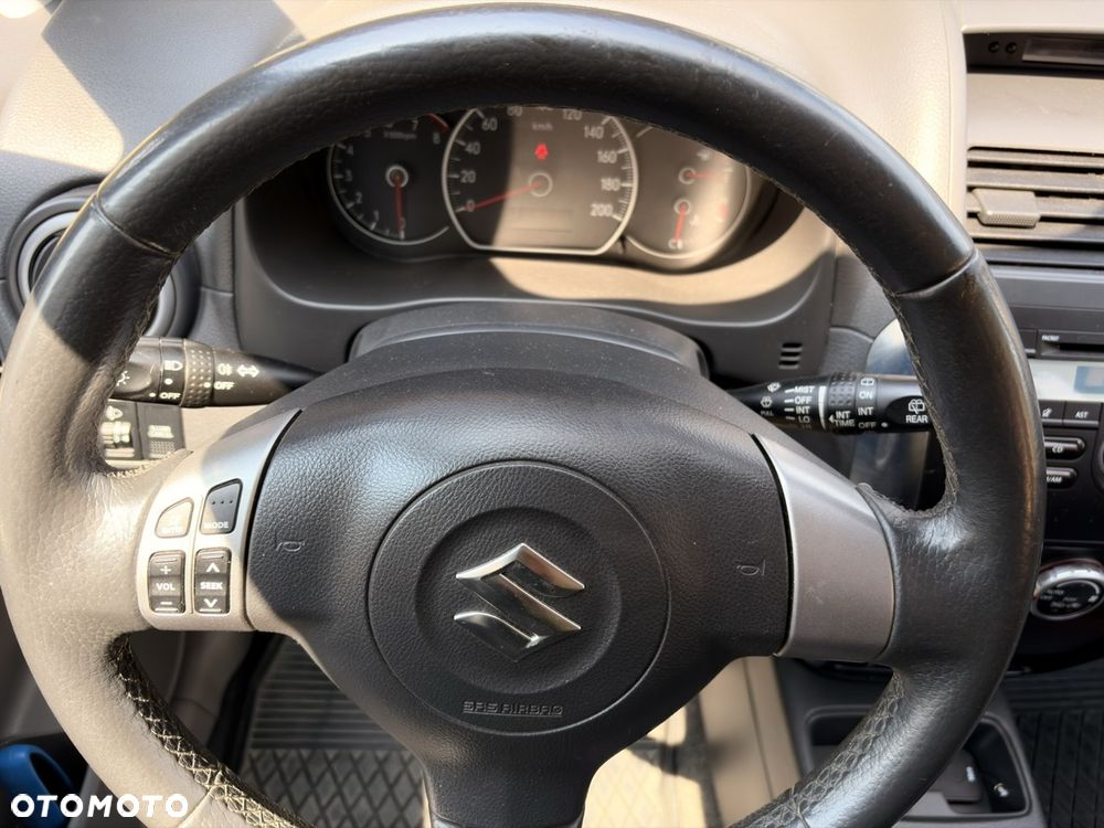 Suzuki SX4 1.5 - 9