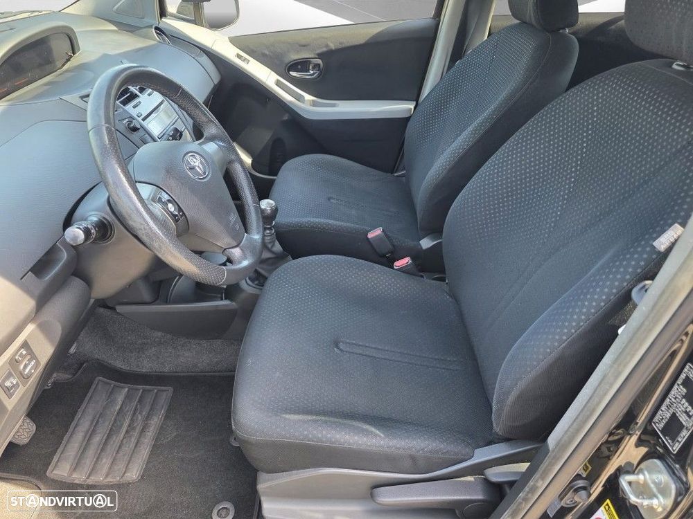 Toyota Yaris 1.4 D-4D - 6