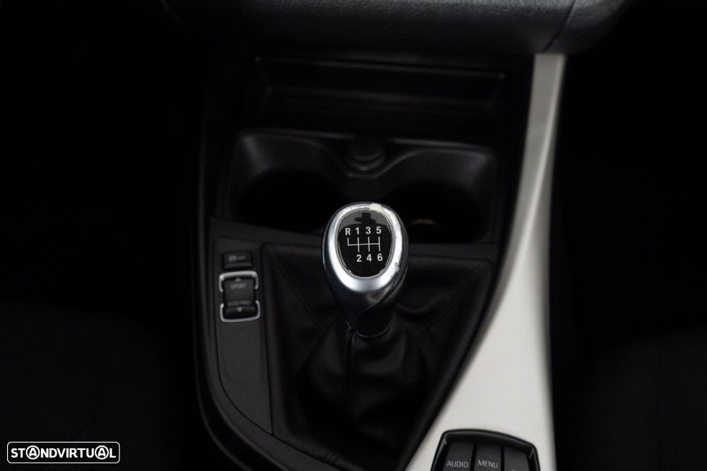 BMW 116 d EfficientDynamics - 23