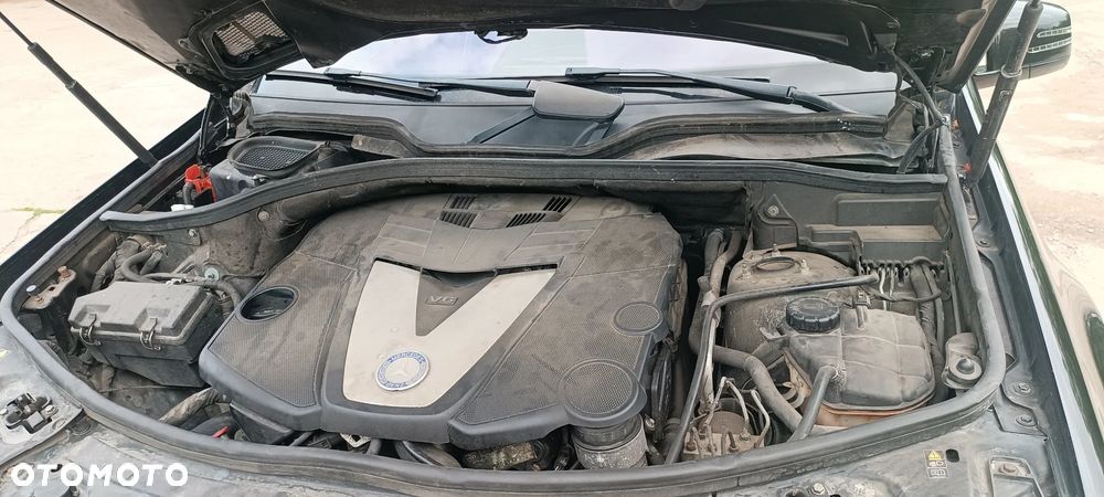 Mercedes-Benz ML - 16