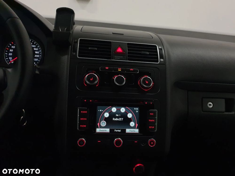Volkswagen Touran 2.0 TDI DPF Highline - 31