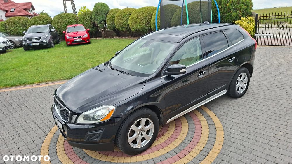 Volvo XC 60 2.4D AWD - 32