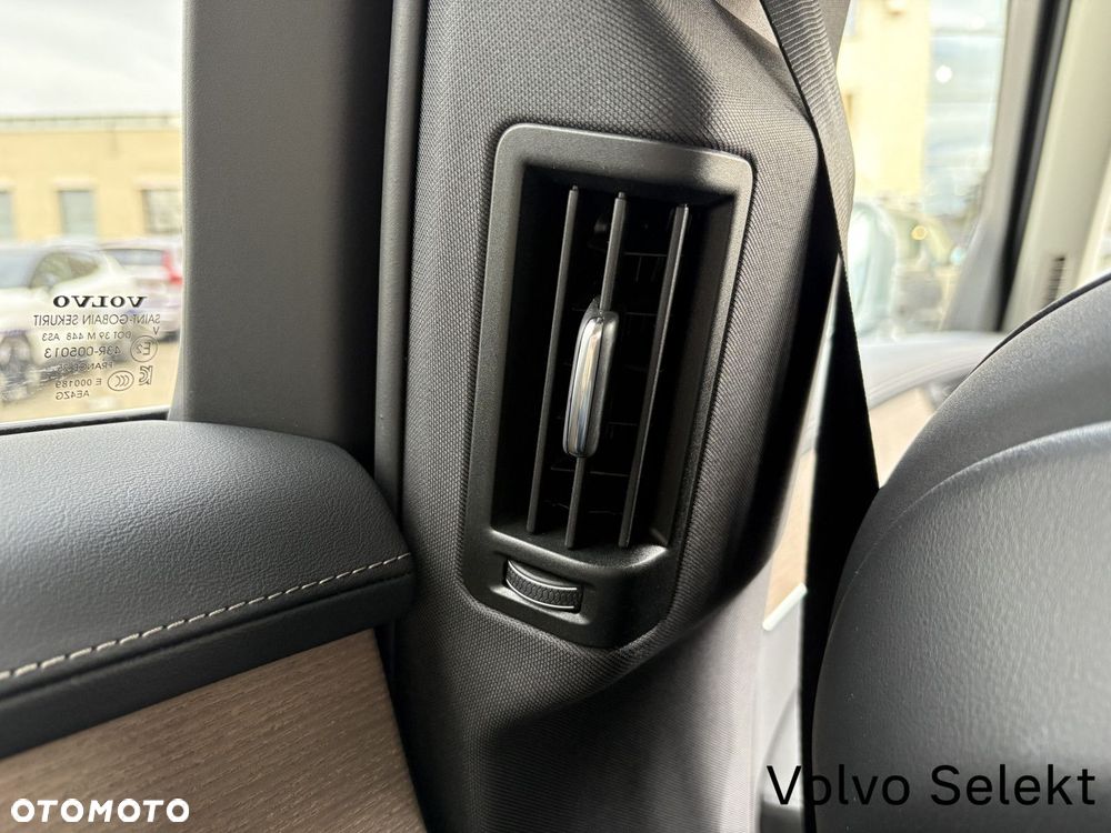 Volvo XC 90 - 25