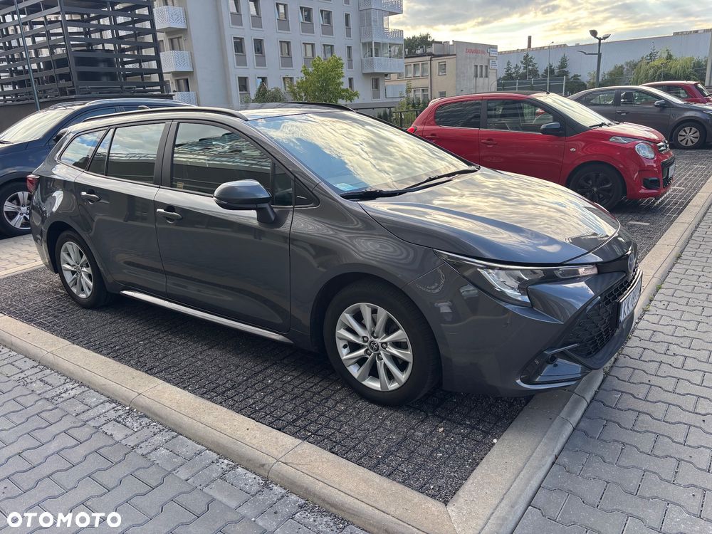 Toyota Corolla 1.8 Hybrid Comfort - 34