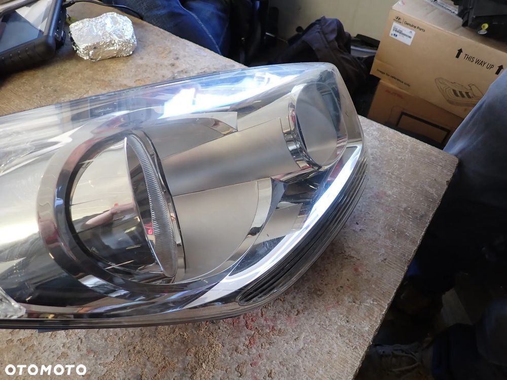 KIA VENGA LAMPA PRAWY PRZÓD EUROPA 1P92102G00 - 2