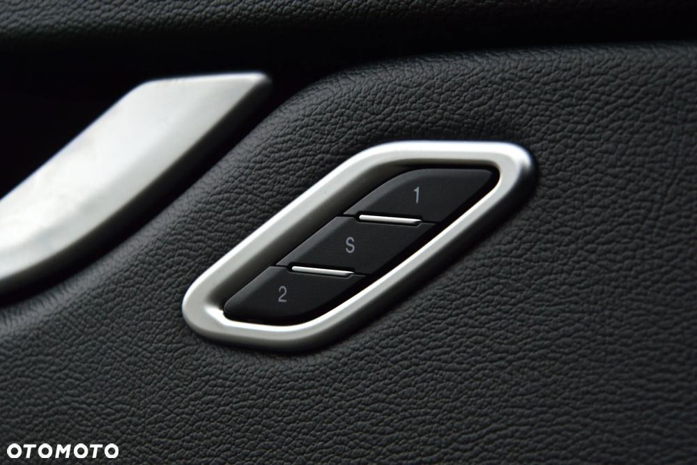 Maserati Levante Granlusso - 20