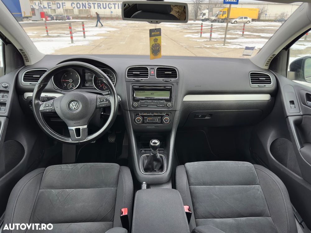 Volkswagen Golf 2.0 TDI DPF Highline - 11
