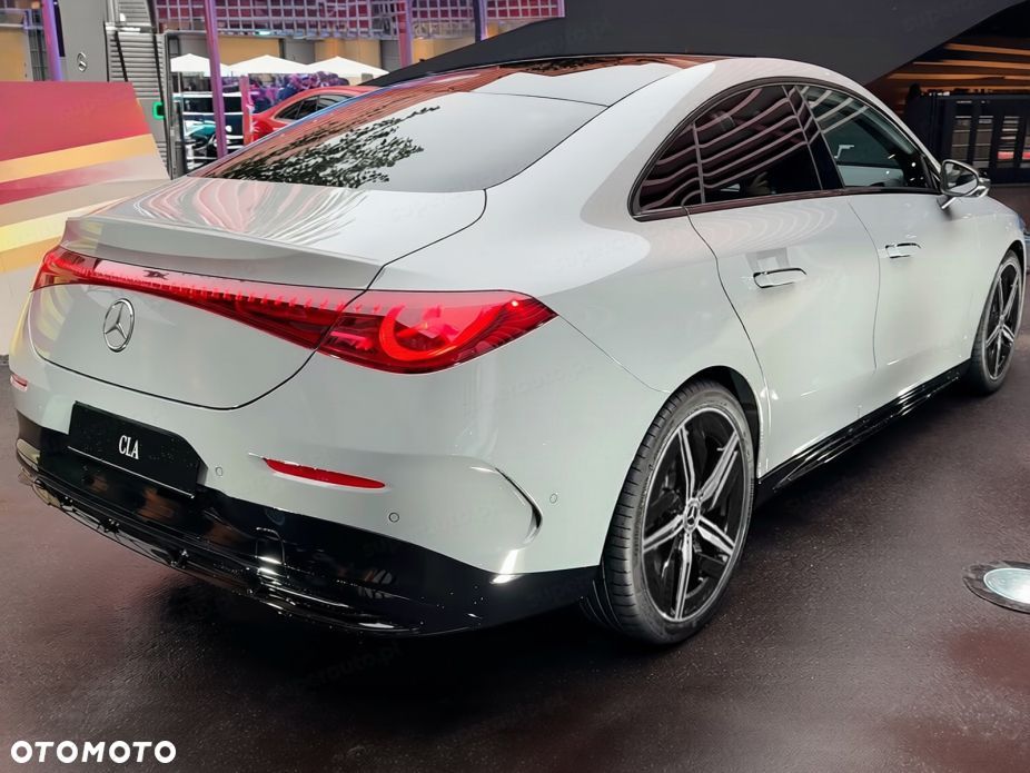 Mercedes-Benz CLA 200 mHEV 8G-DCT - 3
