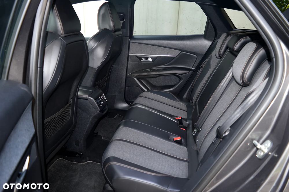 Peugeot 3008 - 11